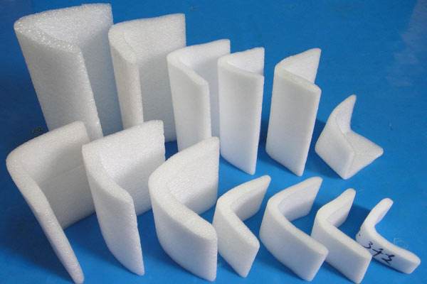 珍珠棉批發(fā)廠家：珍珠棉片材在包裝材料方面有什么特點嗎？